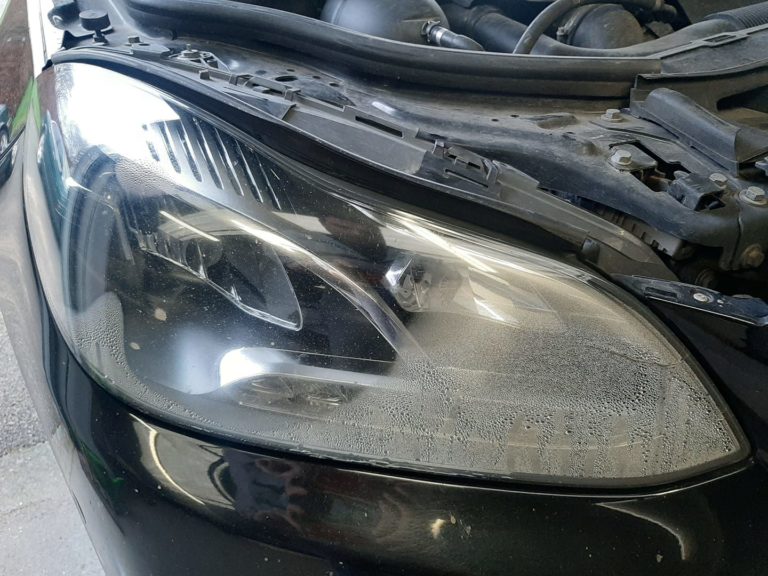 W212 Facelift Headlamp Lens Replacement